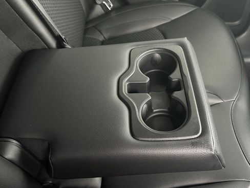 New 2026 Jeep Compass Latitude image 16