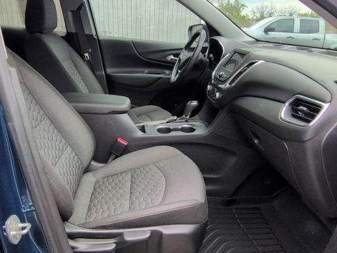 Used 2020 Chevrolet Equinox LT w/ Driver Convenience Package AWD/4WD image 29