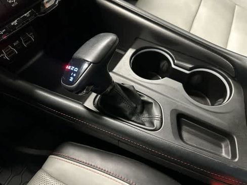 Used 2024 Dodge Durango GT AWD/4WD image 25