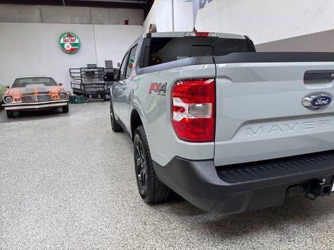 Used 2022 Ford Maverick Lariat w/ Lariat Luxury Package image 9