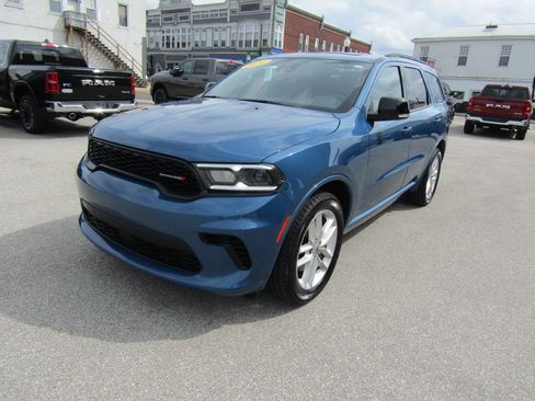 Used 2024 Dodge Durango GT AWD/4WD image 7