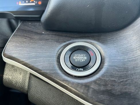 Used 2023 Jeep Grand Cherokee L Limited w/ Trailer Tow Group (B) image 26