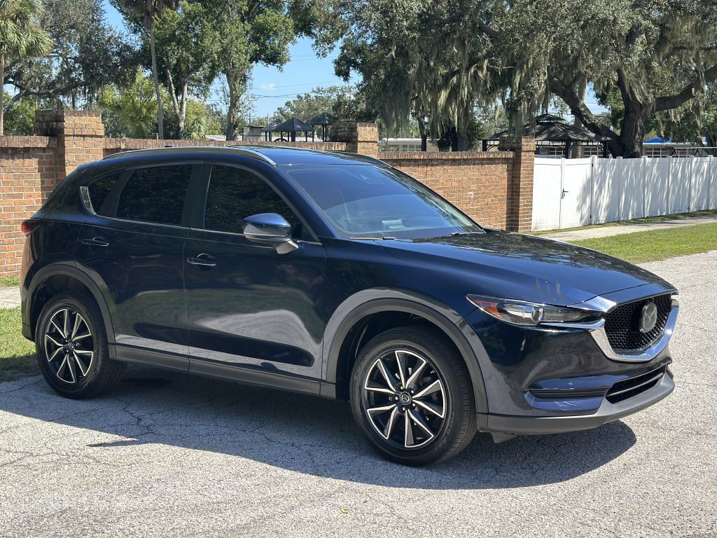 Used 2018 MAZDA CX-5 Touring w/ Preferred Equipment Package FWD image 5