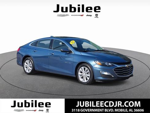 Used 2025 Chevrolet Malibu LT FWD image 1