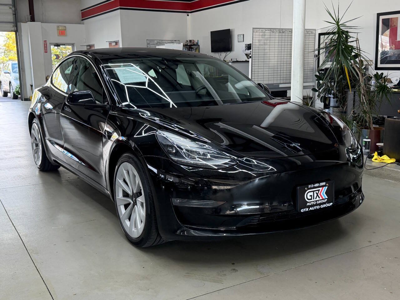 Used 2022 Tesla Model 3 Long Range AWD/4WD image 1