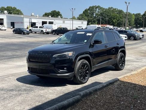 Used 2023 Jeep Cherokee Altitude Lux AWD/4WD image 7