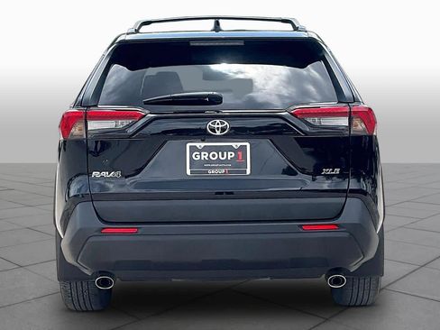 Used 2024 Toyota RAV4 XLE Premium FWD image 5