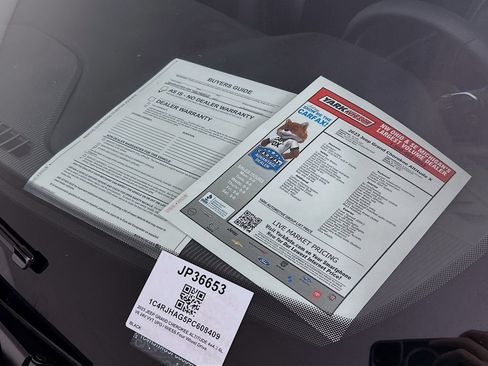 Certified 2023 Jeep Grand Cherokee Altitude AWD/4WD image 16