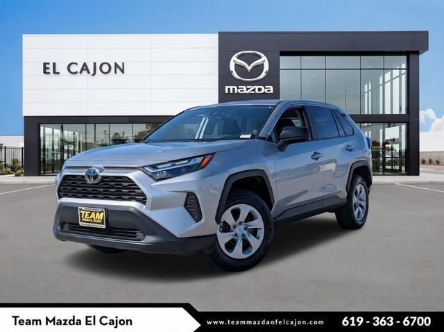 Used 2025 Toyota RAV4 LE AWD/4WD image 1