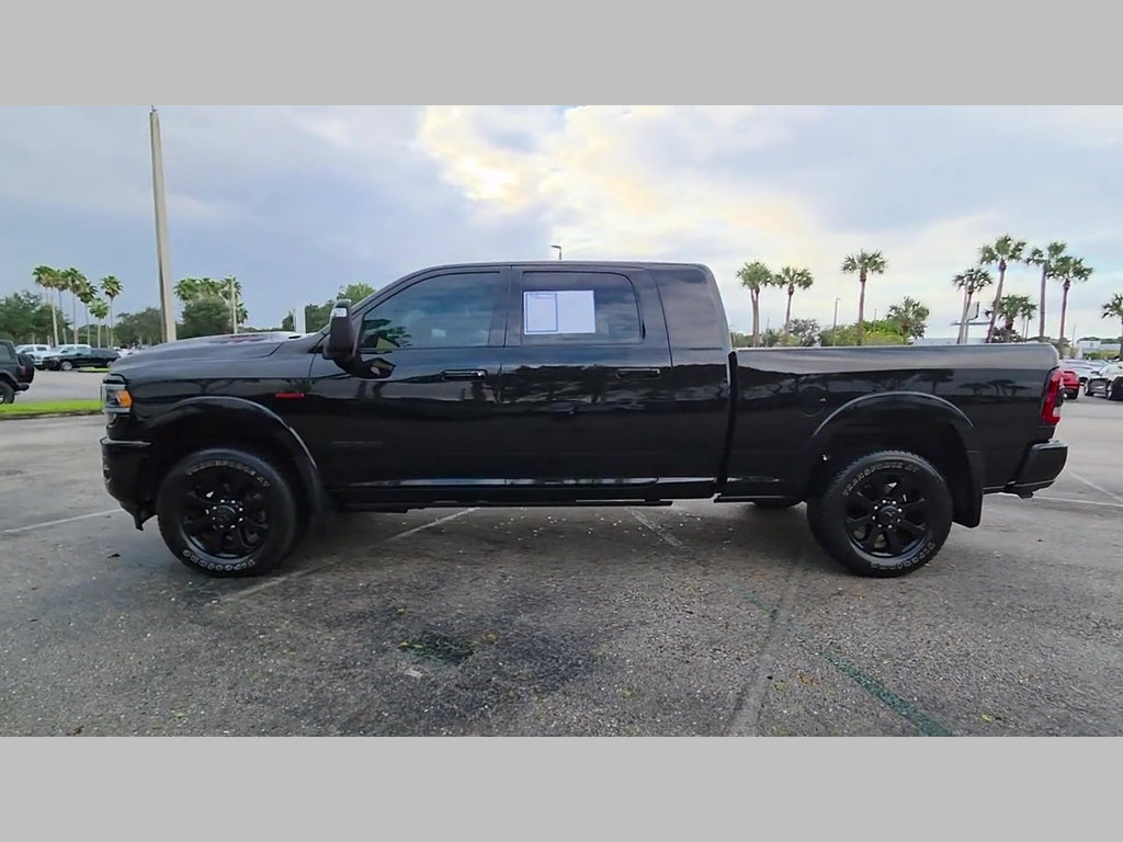 Used 2024 RAM 3500 Laramie w/ Night Edition AWD/4WD image 18