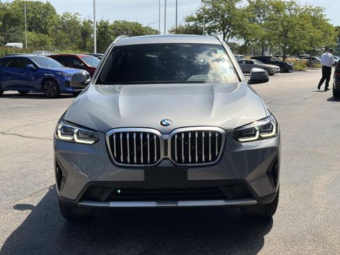 Used 2024 BMW X3 xDrive30i w/ Premium Package AWD/4WD image 2