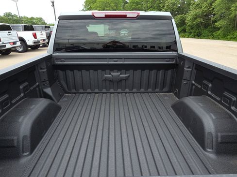 New 2026 Chevrolet Silverado 1500 LTZ w/ Z71 Off-Road Package AWD/4WD image 8