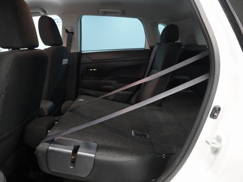 Used 2017 Mitsubishi Outlander Sport ES image 25