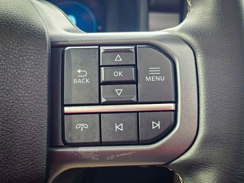 Used 2025 Ford F150 Lariat w/ Equipment Group 501A Mid image 21