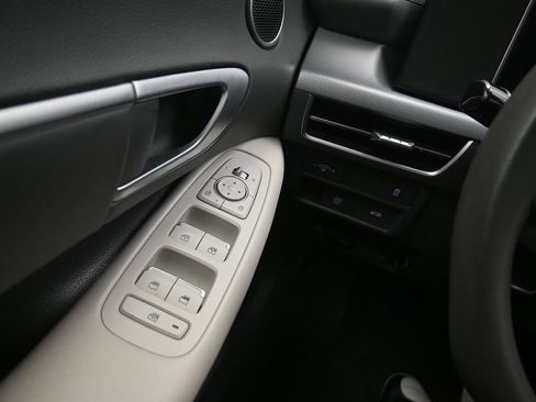 Used 2025 Hyundai Sonata SEL FWD image 8