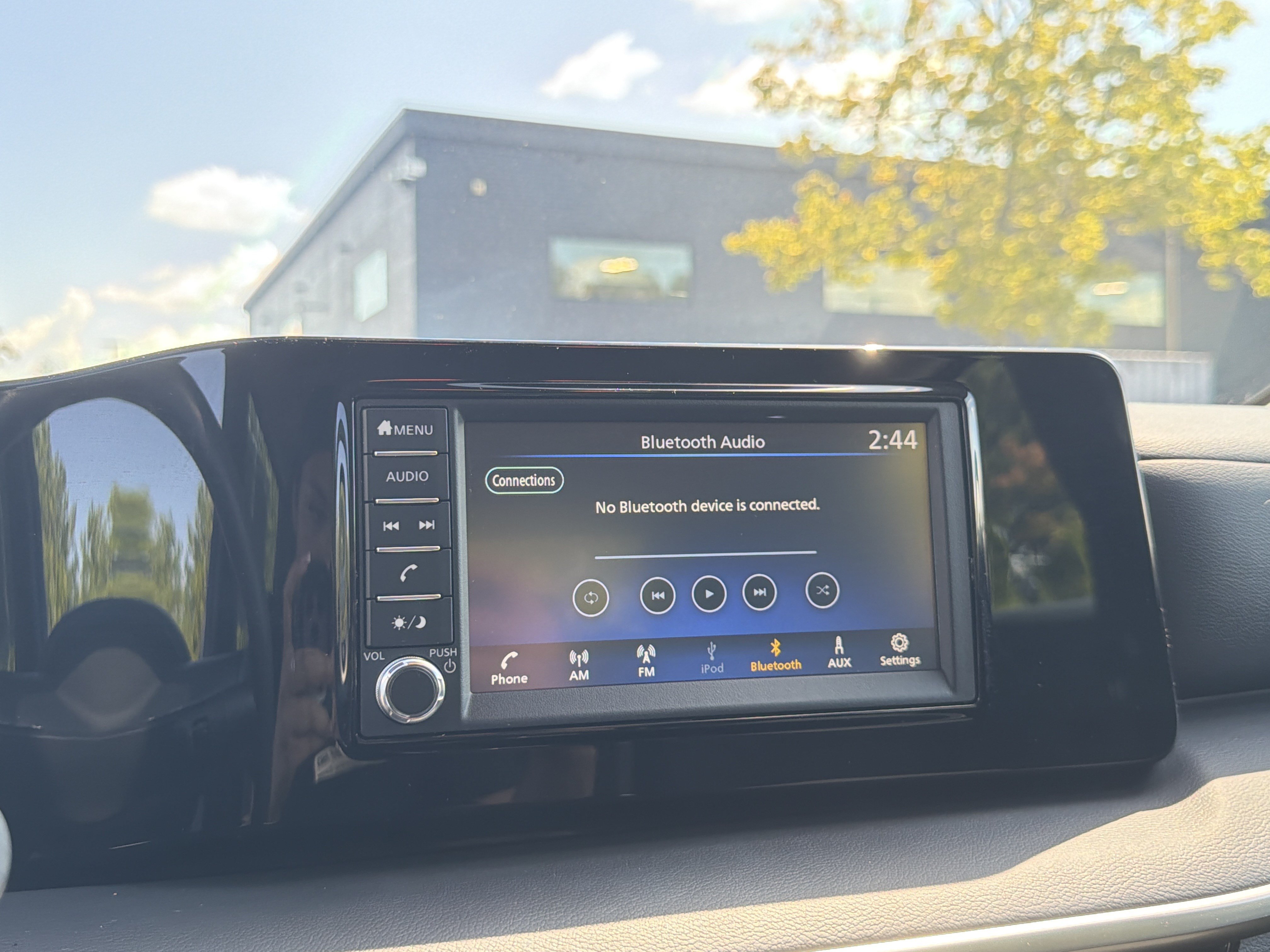 Used 2025 Nissan Kicks S FWD image 29