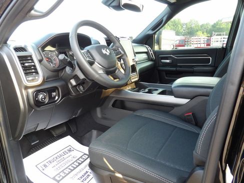 Used 2025 RAM 2500 Big Horn RWD image 16