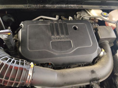 Used 2024 Chevrolet Blazer LT w/ Convenience Package FWD image 30