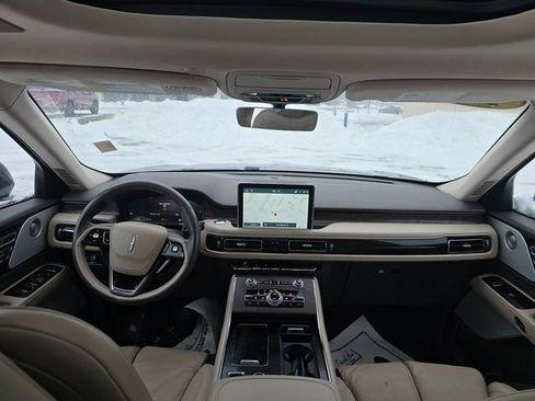 Used 2024 Lincoln Aviator Reserve w/ Equipment Group 201A image 16