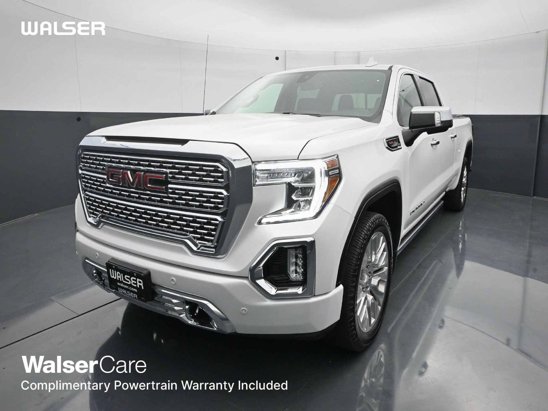Used 2022 GMC Sierra 1500 Denali w/ Denali Premium Package AWD/4WD image 1