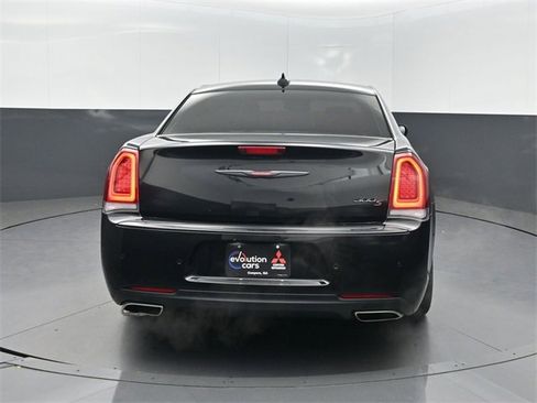 Used 2022 Chrysler 300 S image 33