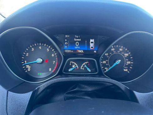 Used 2016 Ford Focus SE FWD image 14