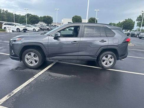 Used 2024 Toyota RAV4 XLE FWD image 8
