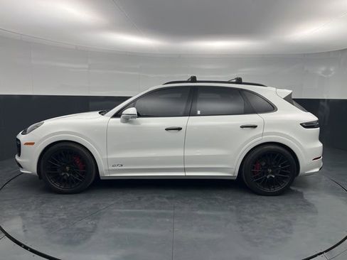 Used 2021 Porsche Cayenne GTS w/ Premium Package Plus image 4