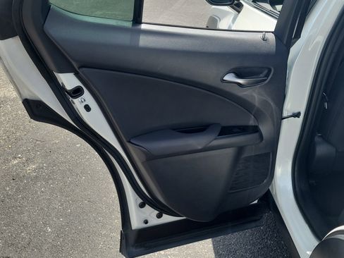 Used 2022 Lexus UX 200 w/ Accessory Package (Z1) FWD image 13
