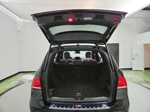 Used 2018 Mercedes-Benz GLE 43 AMG 4MATIC image 32