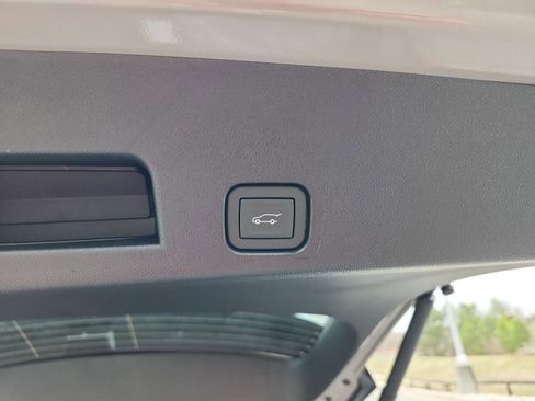 New 2026 GMC Acadia AT4 image 9