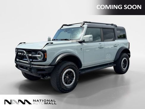 Used 2022 Ford Bronco Outer Banks w/ Sasquatch Package AWD/4WD image 1
