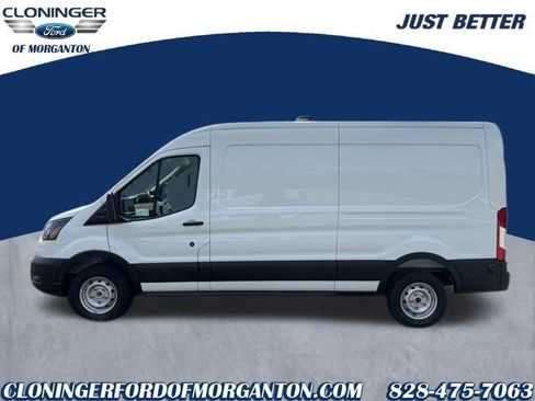 New 2026 Ford Transit 250 148 Medium Roof RWD image 4