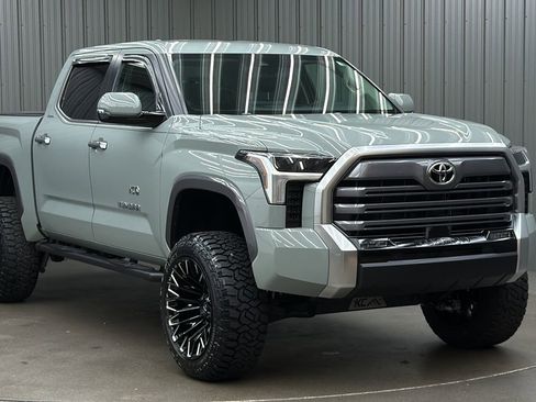 Used 2024 Toyota Tundra Limited image 7