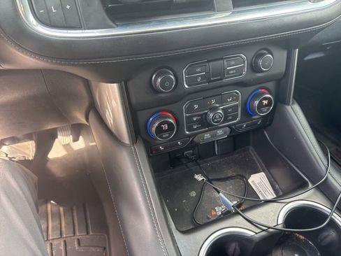 Used 2021 Chevrolet Tahoe Z71 w/ Z71 Off-Road Package image 13