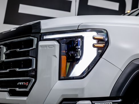 Used 2026 GMC Sierra 2500 AT4 w/ AT4 Premium Plus Package AWD/4WD image 16