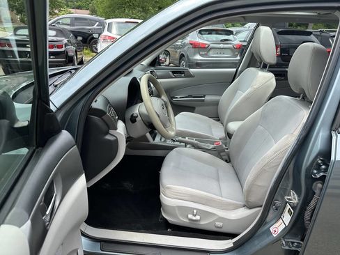 Used 2013 Subaru Forester 2.5X Premium w/ All-Weather Plus Pkg image 19