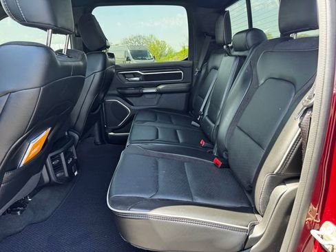 Used 2024 RAM 1500 Laramie AWD/4WD image 18