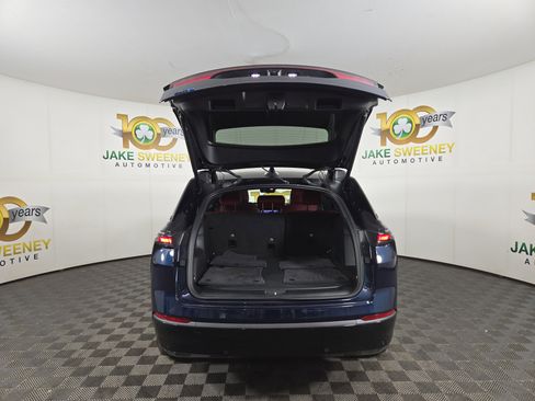 Used 2024 Jeep Wagoneer Launch Edition image 34