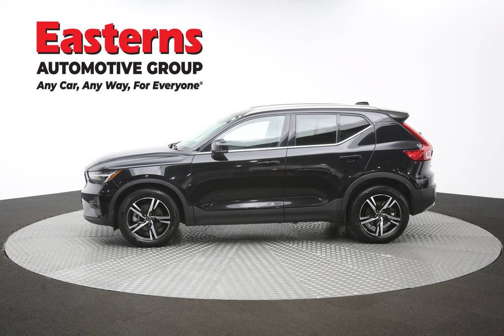 Used 2023 Volvo XC40 B5 Plus AWD/4WD image 62