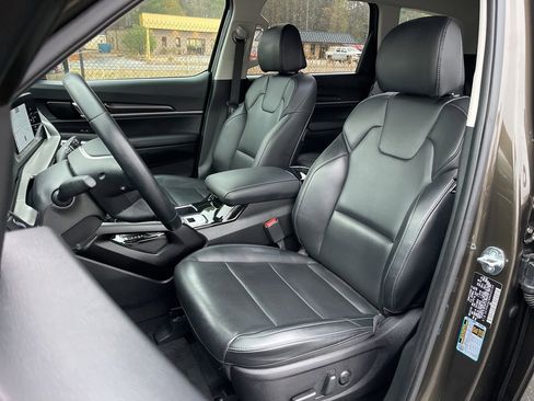 Certified 2024 Kia Telluride S w/ S Sunroof Package image 20