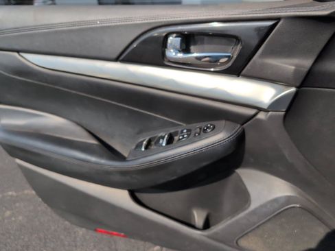 Used 2019 Nissan Maxima 3.5 S w/ Floor Mat Group FWD image 14