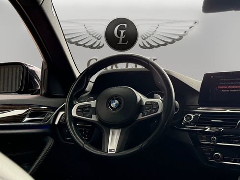 Used 2019 BMW 530e w/ M Sport Package image 12