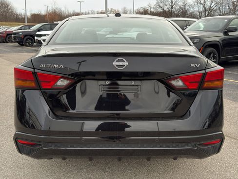 Certified 2024 Nissan Altima 2.5 SV image 7