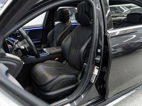 Used 2022 Mercedes-Benz S 500 4MATIC w/ AMG Line Package image 8