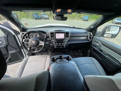 Used 2023 RAM 2500 Big Horn w/ Level 1 Equipment Group AWD/4WD image 3