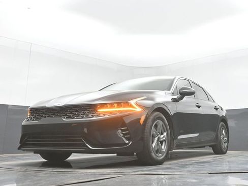 Used 2021 Kia K5 LXS FWD image 42