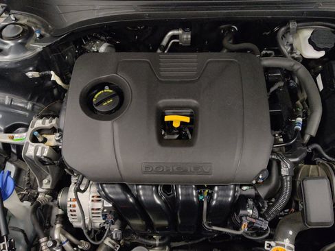 Used 2023 Kia Forte LXS FWD image 30
