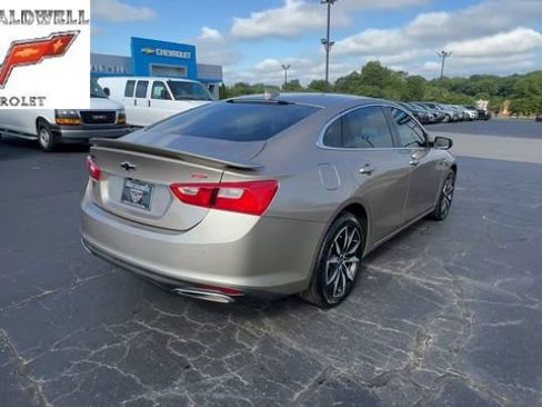 Used 2024 Chevrolet Malibu RS w/ LPO, Floor Liner Package FWD image 8