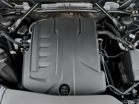 New 2025 Audi Q5 Premium Plus image 29